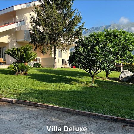Livingapple Apartment Scauri  Ngoại thất bức ảnh