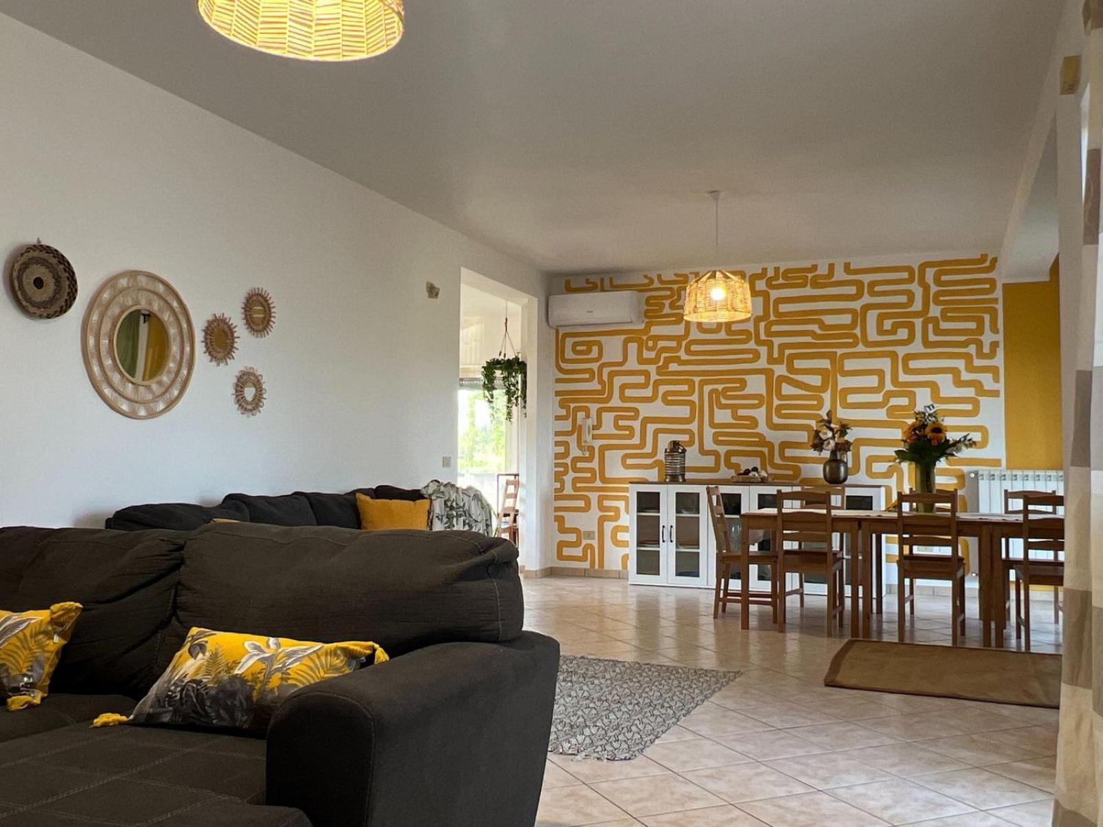Livingapple Apartment Scauri  Ngoại thất bức ảnh